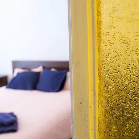 Reus Apartments *